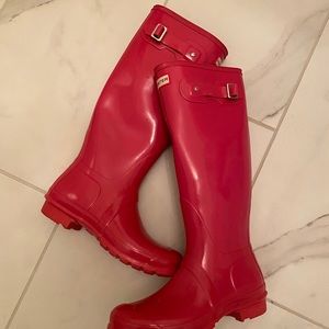 Hunter Hot pink rain boots